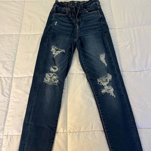 American Eagle High Waisted Skinny jeans/ size 2